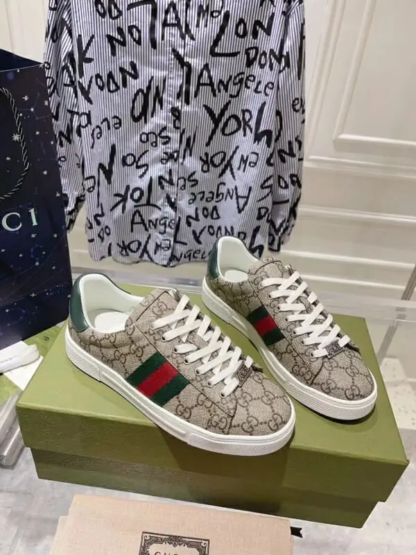 gucci decontractees chaussures pour homme s_1266115